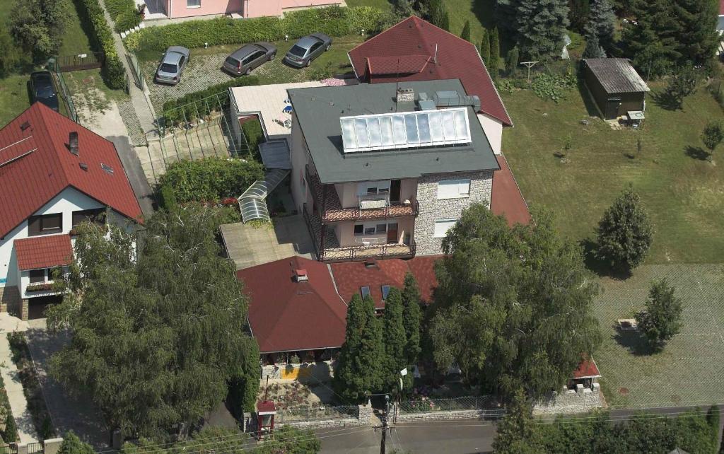 Fészek Apartmanház Vonyarcvashegy Exterior foto